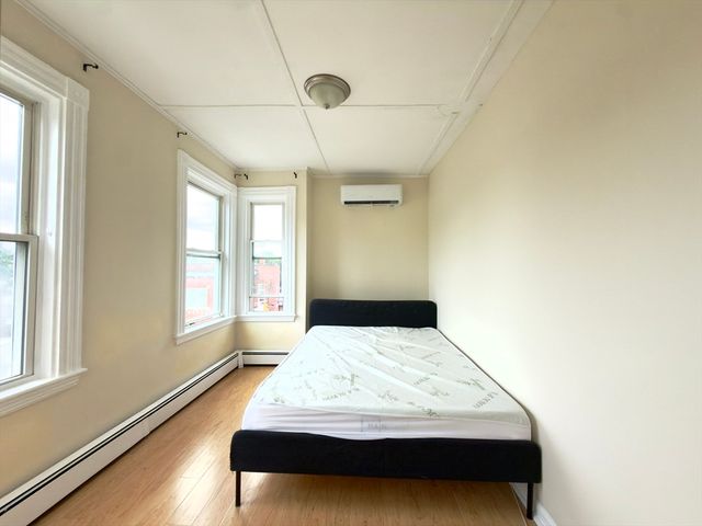 2 Sherman St AA3, Cambridge, MA 02138