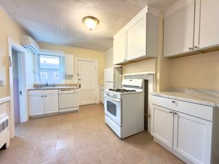 2 Sherman St AA3, Cambridge, MA 02138