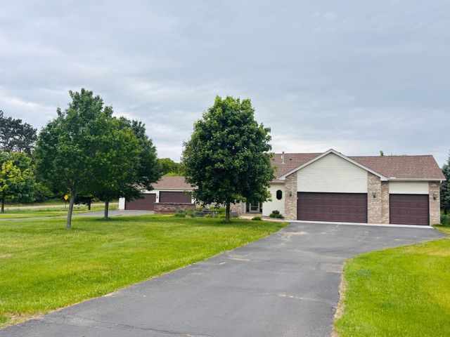 13938 298th Avenue NW, Princeton, MN 55371