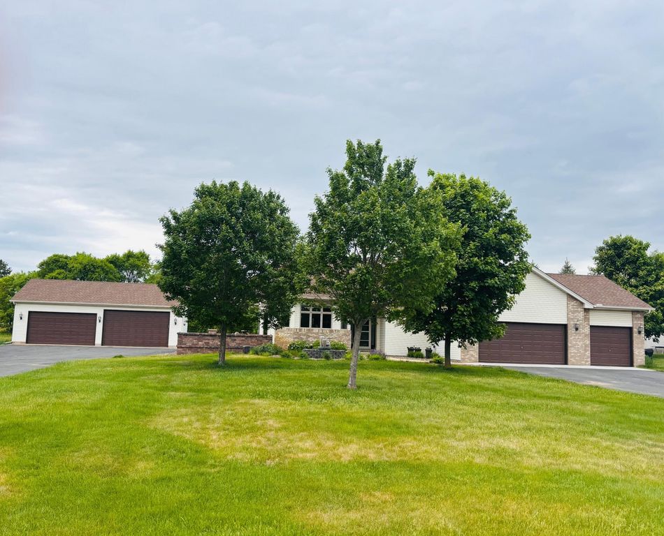 13938 298th Avenue NW, Princeton, MN 55371