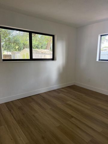 3611 SW 33rd Avenue, West Park, FL 33023