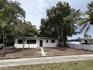 3611 SW 33rd Avenue, West Park, FL 33023