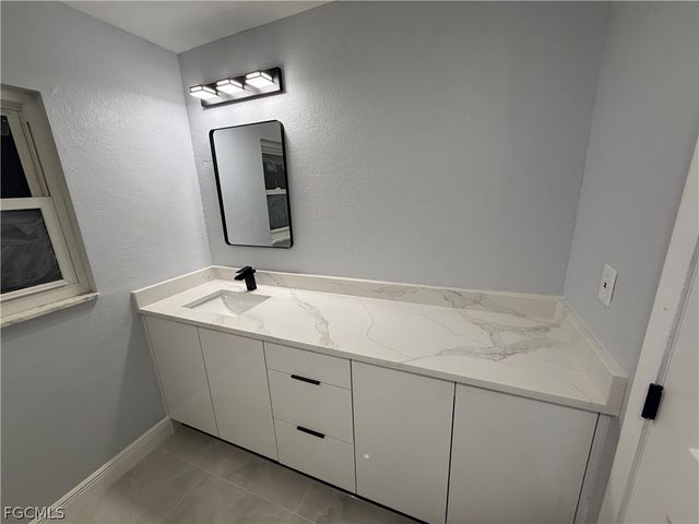 715 Shadyside ST, Lehigh Acres, FL 33936