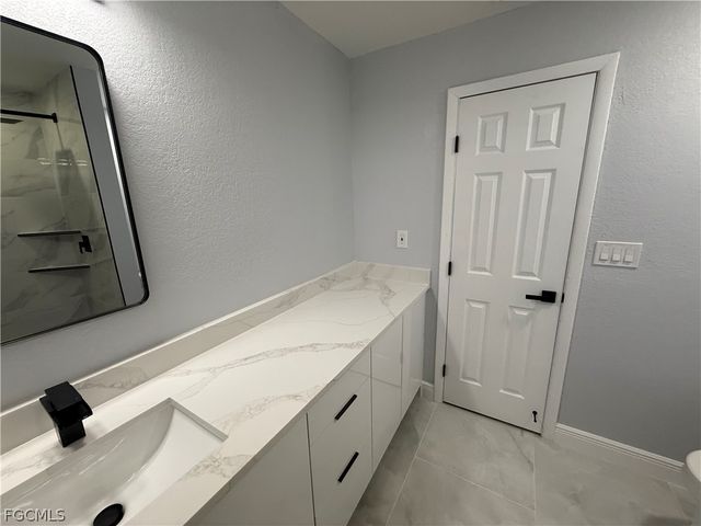 715 Shadyside ST, Lehigh Acres, FL 33936