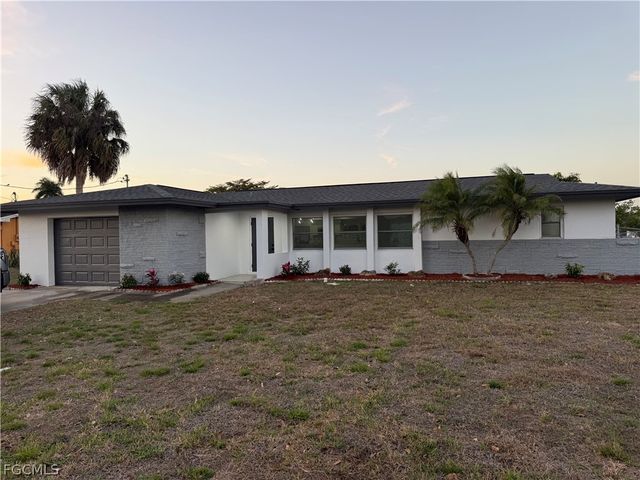 715 Shadyside ST, Lehigh Acres, FL 33936