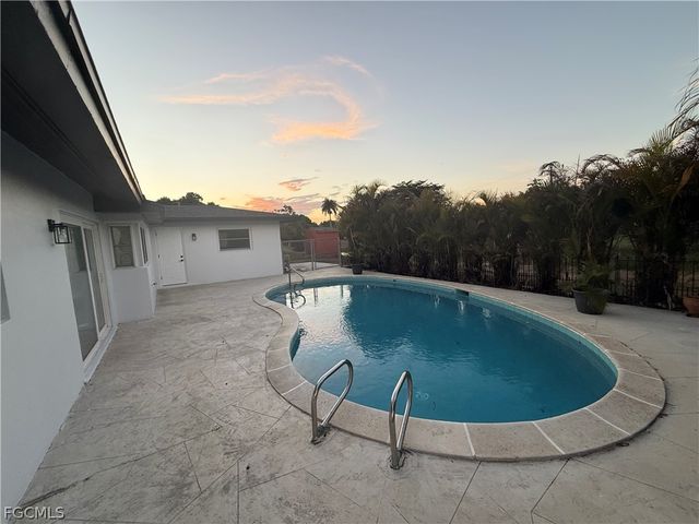 715 Shadyside ST, Lehigh Acres, FL 33936