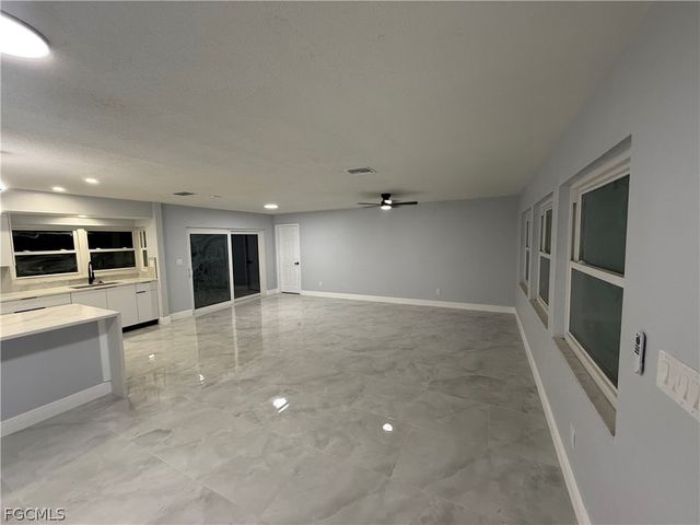 715 Shadyside ST, Lehigh Acres, FL 33936