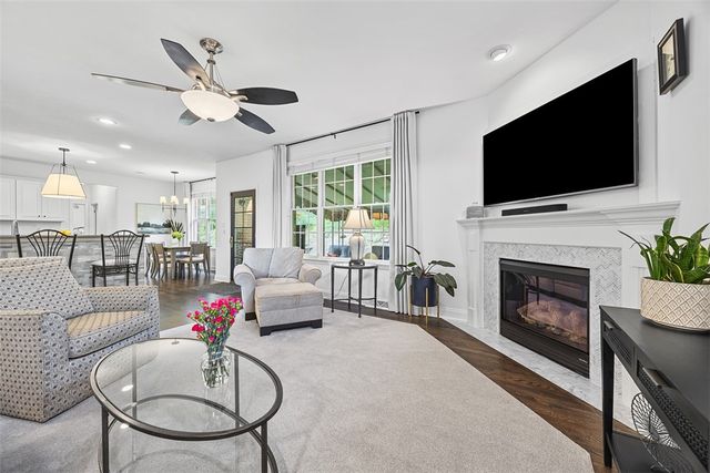 4016 Rustic Woods Dr, Jefferson Hills, PA 15025