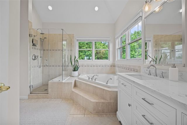 4016 Rustic Woods Dr, Jefferson Hills, PA 15025