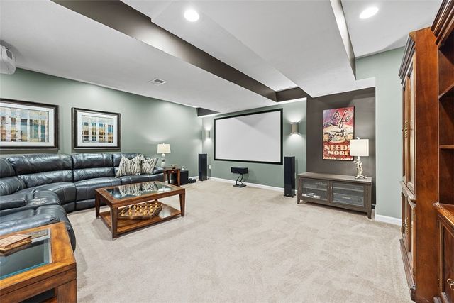 4016 Rustic Woods Dr, Jefferson Hills, PA 15025