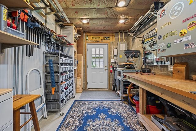 4016 Rustic Woods Dr, Jefferson Hills, PA 15025