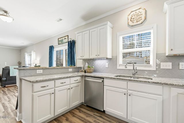 40 E Arbor Cove Court, Zebulon, NC 27597