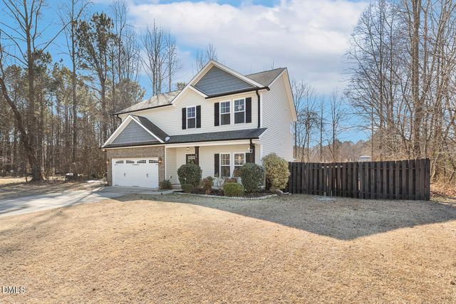 40 E Arbor Cove Court, Zebulon, NC 27597