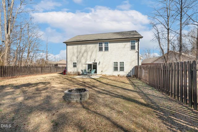 40 E Arbor Cove Court, Zebulon, NC 27597