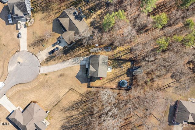 40 E Arbor Cove Court, Zebulon, NC 27597