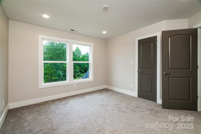 240 Mark Ryan Lane, Dallas, NC 28034