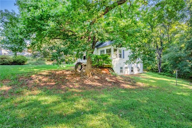 123 Old Linville Road, Kernersville, NC 27284