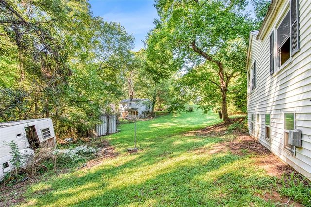 123 Old Linville Road, Kernersville, NC 27284
