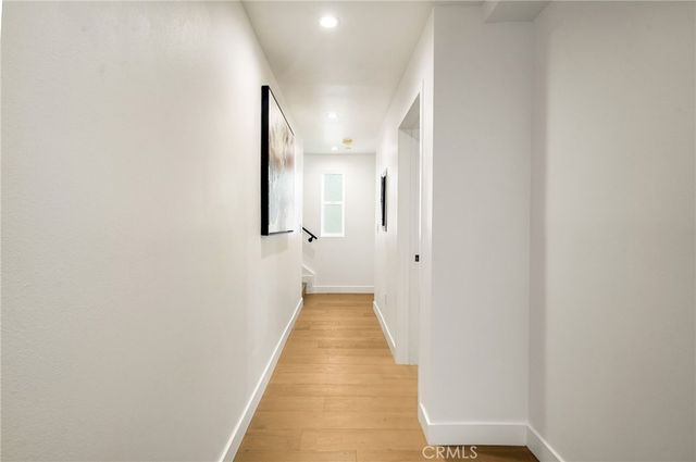 6082 W 18th Street, Los Angeles, CA 90035