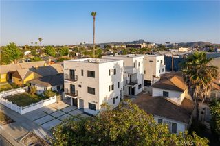 6082 W 18th Street, Los Angeles, CA 90035