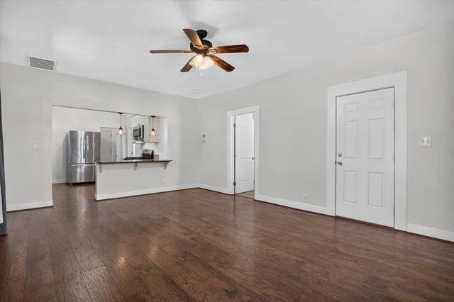 1407 E Street, Reedley, CA 93654