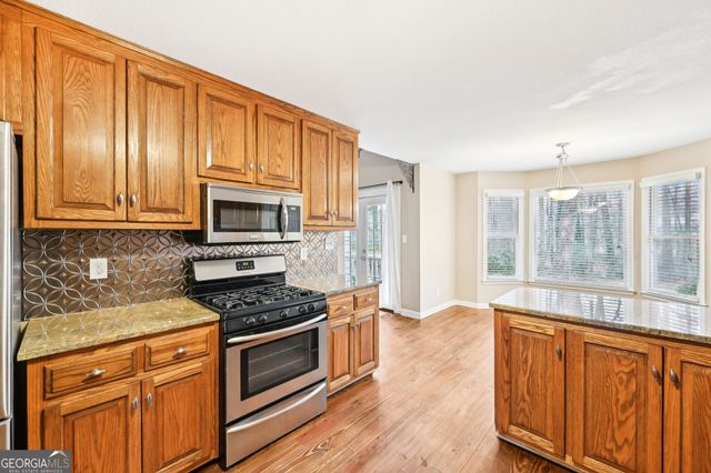 105 Spring Forest Way, Sharpsburg, GA 30277