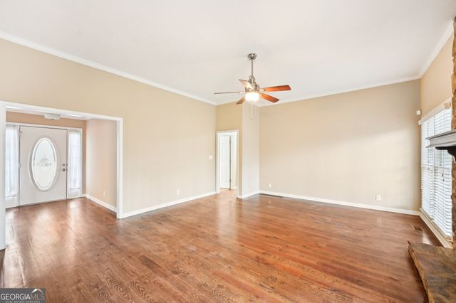 105 Spring Forest Way, Sharpsburg, GA 30277