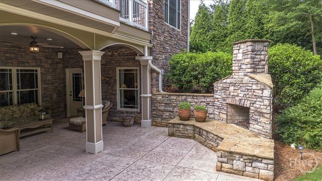 2481 Lakewood Manor Drive, Athens, GA 30606