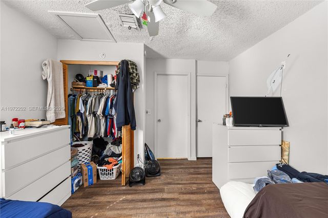 227 SW 13th Ave, Boynton Beach, FL 33435