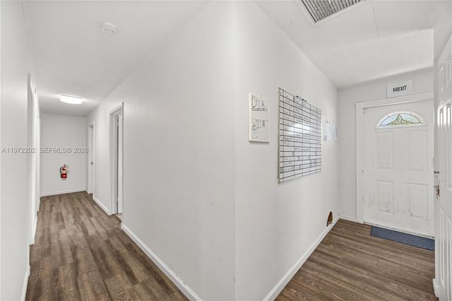 227 SW 13th Ave, Boynton Beach, FL 33435