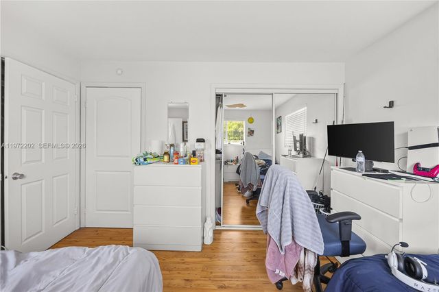 227 SW 13th Ave, Boynton Beach, FL 33435