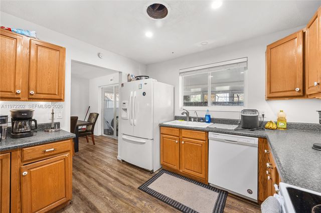 227 SW 13th Ave, Boynton Beach, FL 33435