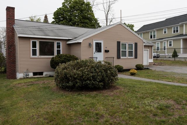 1159 Middlesex St, Lowell, MA 01851