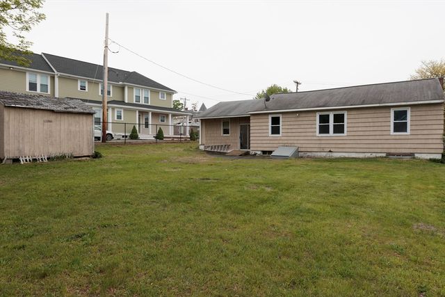 1159 Middlesex St, Lowell, MA 01851