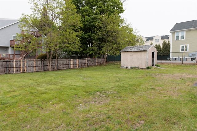 1159 Middlesex St, Lowell, MA 01851