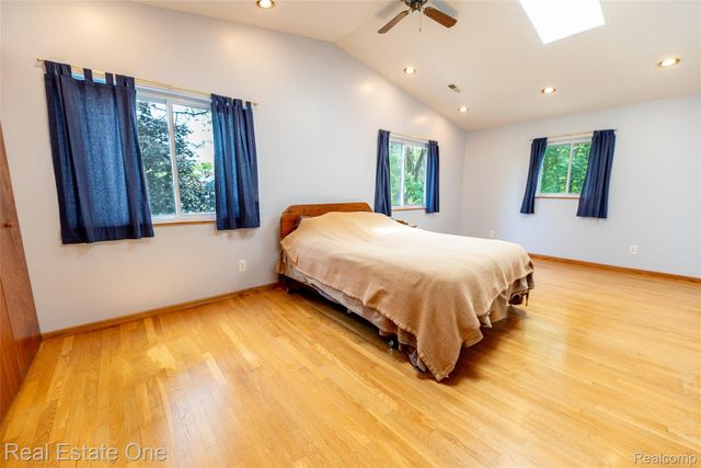 3180 Eastwood Drive, Rochester Hills, MI 48309