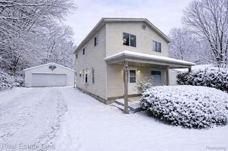 3180 Eastwood Drive, Rochester Hills, MI 48309