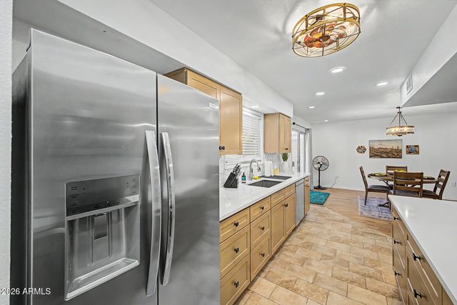 17468 N DEL WEBB Boulevard, Sun City, AZ 85373