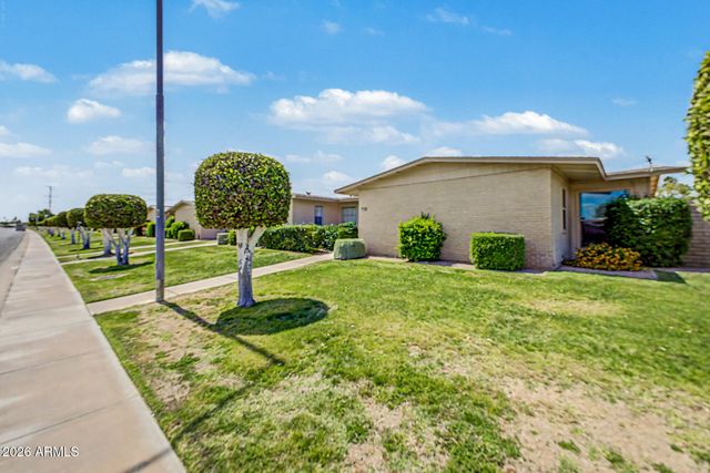 17468 N DEL WEBB Boulevard, Sun City, AZ 85373