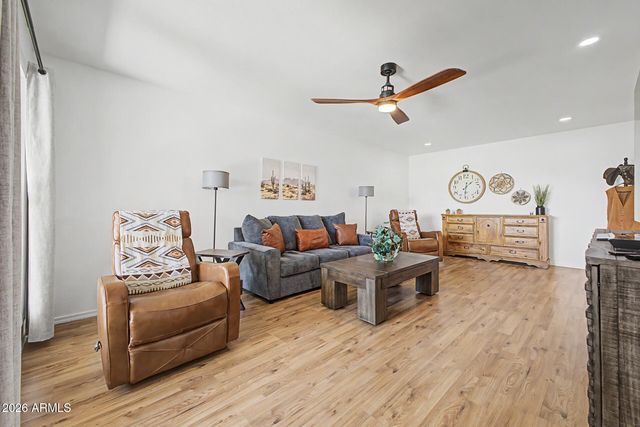 17468 N DEL WEBB Boulevard, Sun City, AZ 85373