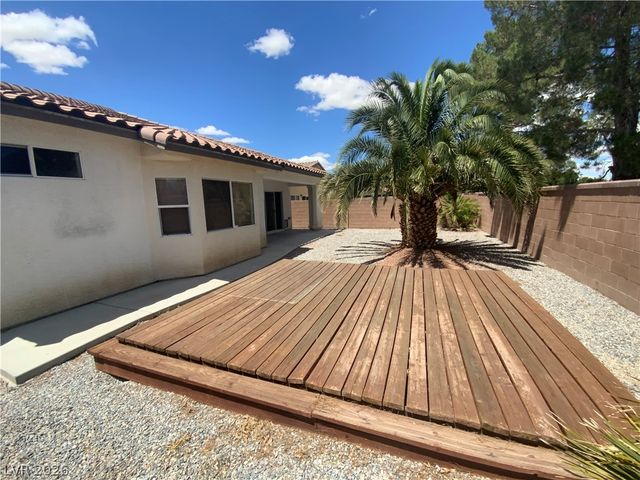 5406 Carrara Pointe Street, Pahrump, NV 89061