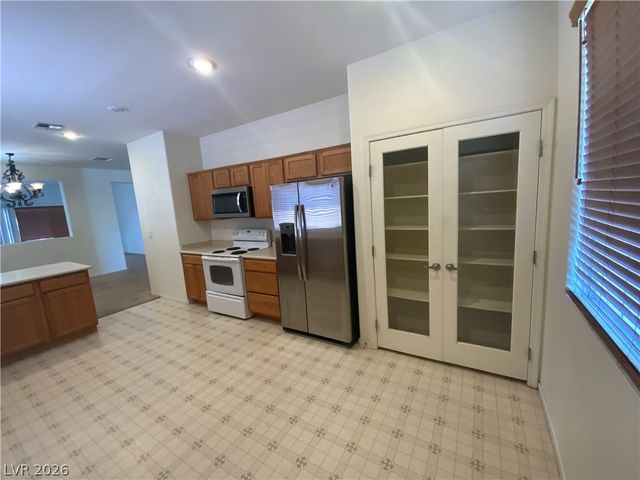 5406 Carrara Pointe Street, Pahrump, NV 89061