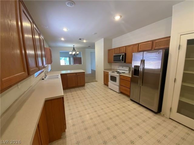5406 Carrara Pointe Street, Pahrump, NV 89061