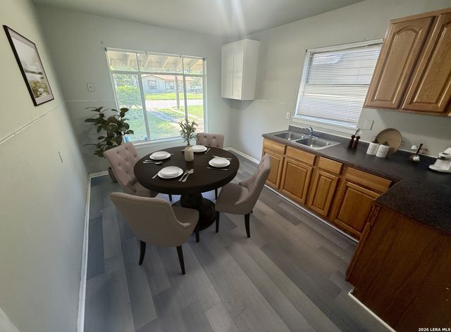 231 W Jewell, San Antonio, TX 78226