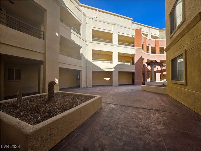 210 East Flamingo Road 101, Las Vegas, NV 89169