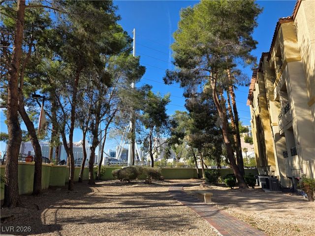 210 East Flamingo Road 101, Las Vegas, NV 89169