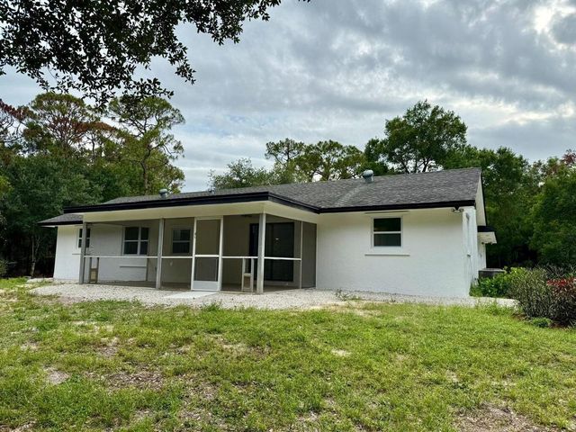 2812 F Road, Loxahatchee Groves, FL 33470