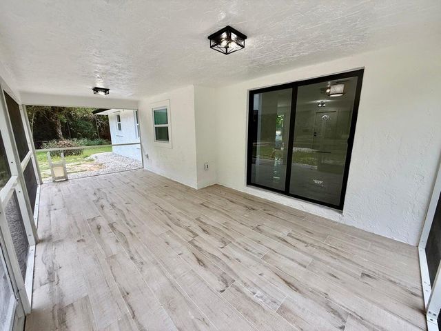 2812 F Road, Loxahatchee Groves, FL 33470