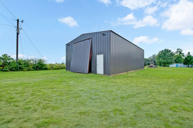 923 County Road 2415, Honey Grove, TX 75446