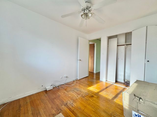 2540 W Jerome Street D, Chicago, IL 60645